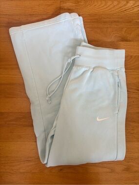 Nike Phoenix Fleece high rise wide leg sweatpants